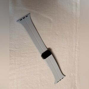 Apple Gray Rubber Magnetic Watchband Like New 42/44/49/Ultra Band mm